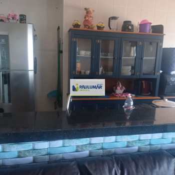 Apartamento em Mongaguá, bairro Agenor de Campos