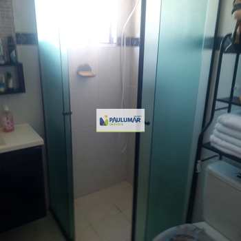 Apartamento em Mongaguá, bairro Agenor de Campos