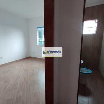 Sobrado em Mongaguá, bairro Agenor de Campos