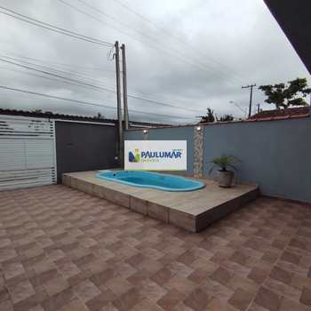 Sobrado em Mongaguá, bairro Agenor de Campos