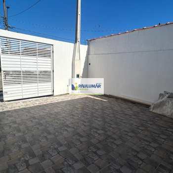 Casa em Mongaguá, bairro Jardim Colúmbia