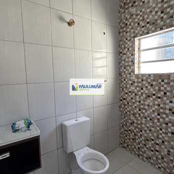 Casa em Mongaguá, bairro Jardim Colúmbia