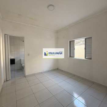 Casa em Mongaguá, bairro Jardim Colúmbia