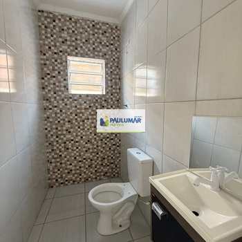 Casa em Mongaguá, bairro Jardim Colúmbia