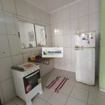 Sobrado em Mongaguá, bairro Centro