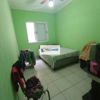 Sobrado em Mongaguá, bairro Centro