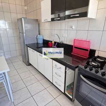 Apartamento em Mongaguá, bairro Balneário Itaguai