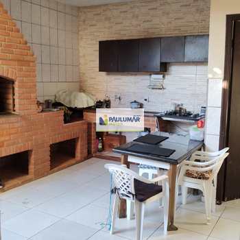 Casa em Mongaguá, bairro Vera Cruz