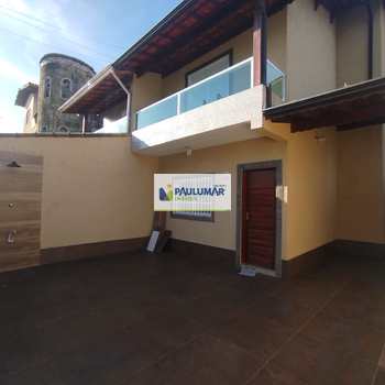 Sobrado em Mongaguá, bairro Vera Stella