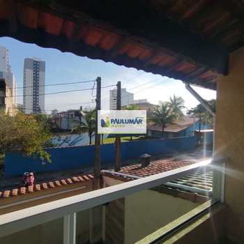 Sobrado em Mongaguá, bairro Vera Stella