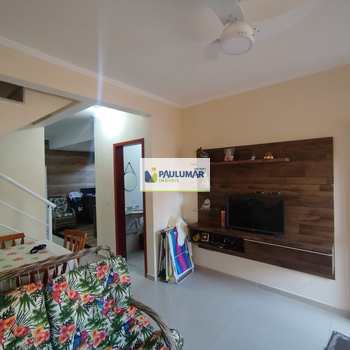 Sobrado em Mongaguá, bairro Vera Stella