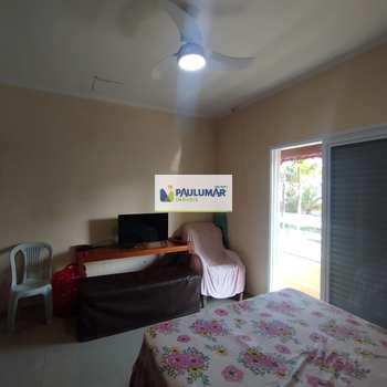 Sobrado em Mongaguá, bairro Vera Stella