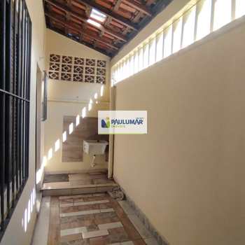 Casa de Condomínio em Praia Grande, bairro Guilhermina