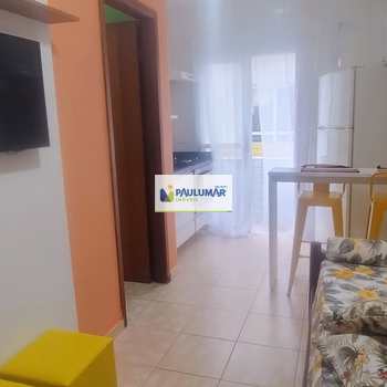 Apartamento em Praia Grande, bairro Solemar