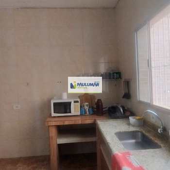 Sobrado em Mongaguá, bairro Vera Cruz