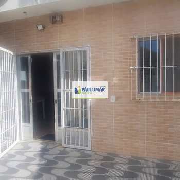 Sobrado em Mongaguá, bairro Vera Cruz