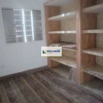 Sobrado em Mongaguá, bairro Vera Cruz