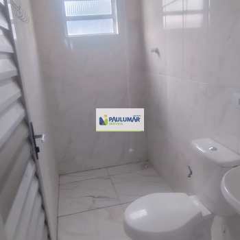 Sobrado em Mongaguá, bairro Vera Cruz