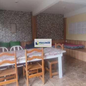 Sobrado em Mongaguá, bairro Vera Cruz