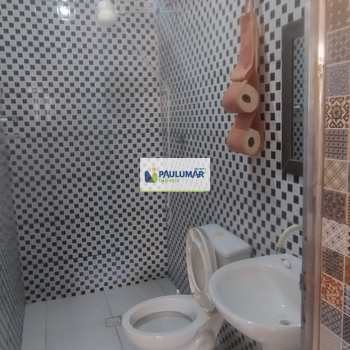 Sobrado em Mongaguá, bairro Vera Cruz