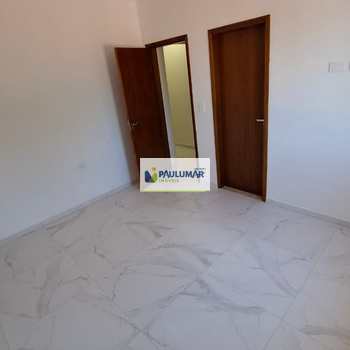 Sobrado em Mongaguá, bairro Jardim Praia Grnde