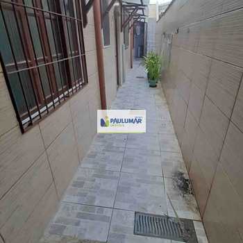 Casa em Praia Grande, bairro Jardim Real