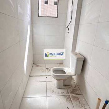 Apartamento em Mongaguá, bairro Vila São Paulo