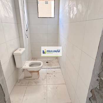 Apartamento em Mongaguá, bairro Vila São Paulo