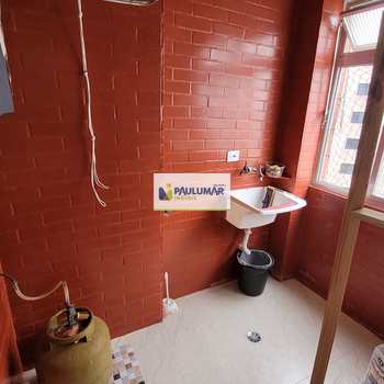 Apartamento em Praia Grande, bairro Tupi