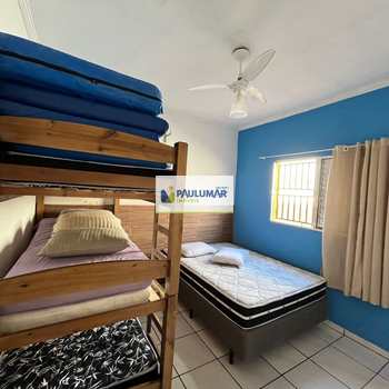 Casa em Mongaguá, bairro Itaguaí