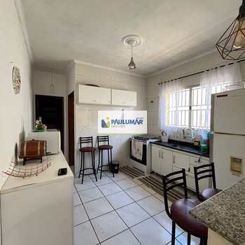 Casa em Mongaguá, bairro Itaguaí