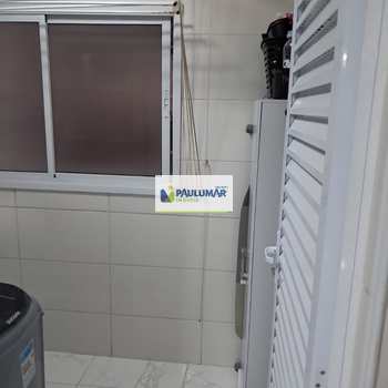 Apartamento em Mongaguá, bairro Centro