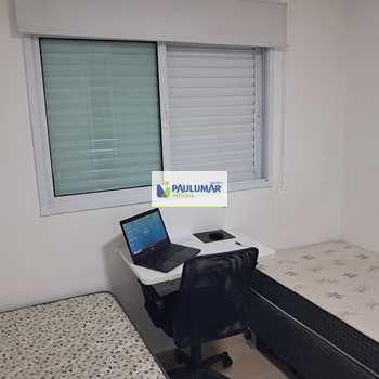 Apartamento em Mongaguá, bairro Centro