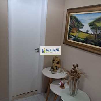 Apartamento em Mongaguá, bairro Centro