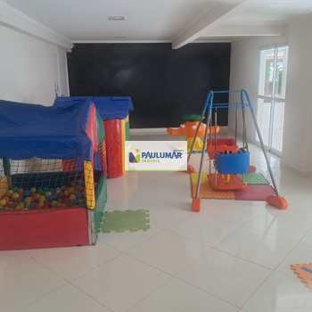 Apartamento em Mongaguá, bairro Centro