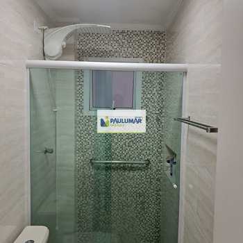 Apartamento em Mongaguá, bairro Centro