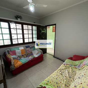 Casa em Mongaguá, bairro Pedreira