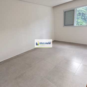 Apartamento em Mongaguá, bairro Centro