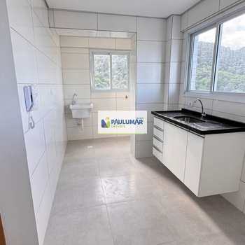 Apartamento em Mongaguá, bairro Centro