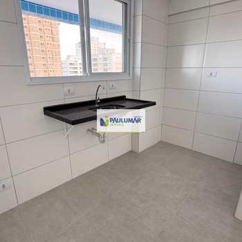 Apartamento em Mongaguá, bairro Centro