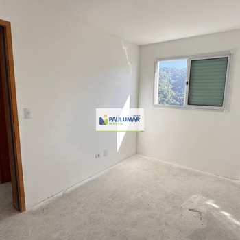 Apartamento em Mongaguá, bairro Centro