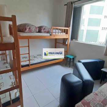 Apartamento em Mongaguá, bairro Centro