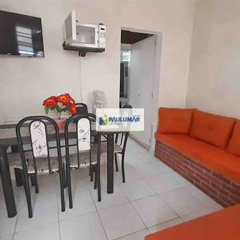 Apartamento em Mongaguá, bairro Centro