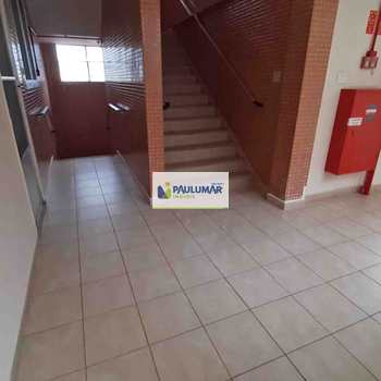 Apartamento em Mongaguá, bairro Centro