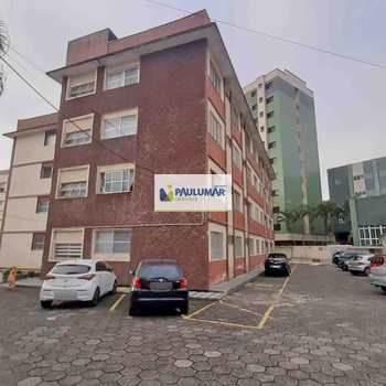 Apartamento em Mongaguá, bairro Centro