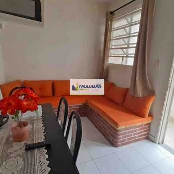 Apartamento em Mongaguá, bairro Centro