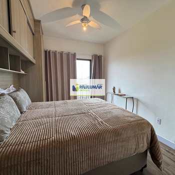 Apartamento em Praia Grande, bairro Real
