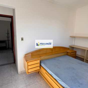 Apartamento em Mongaguá, bairro Centro