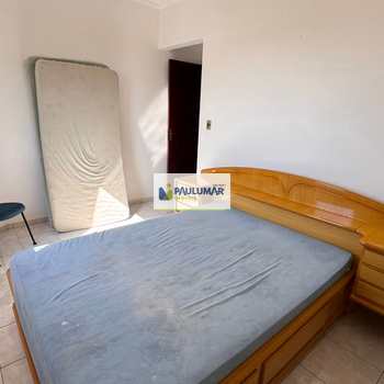 Apartamento em Mongaguá, bairro Centro