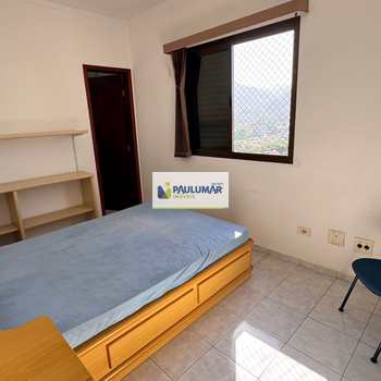 Apartamento em Mongaguá, bairro Centro
